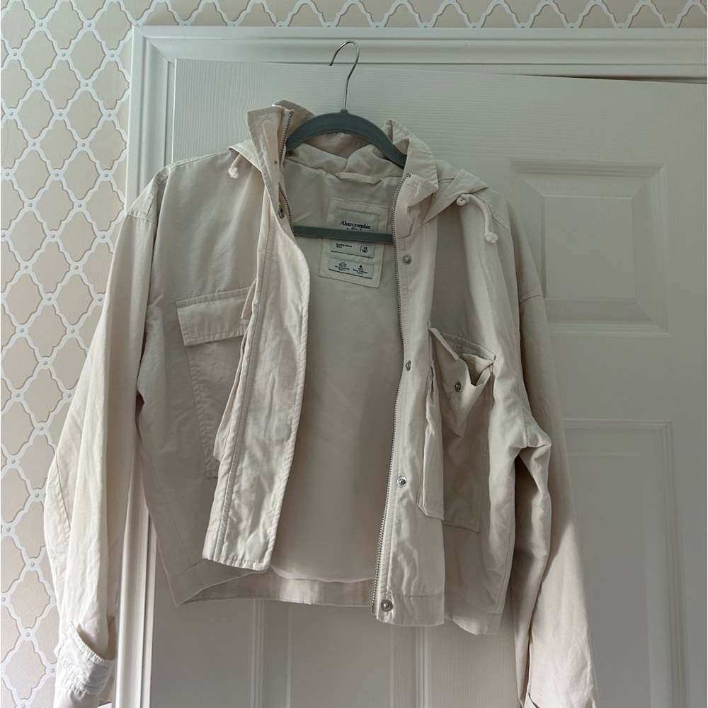 Abercrombie windbreaker